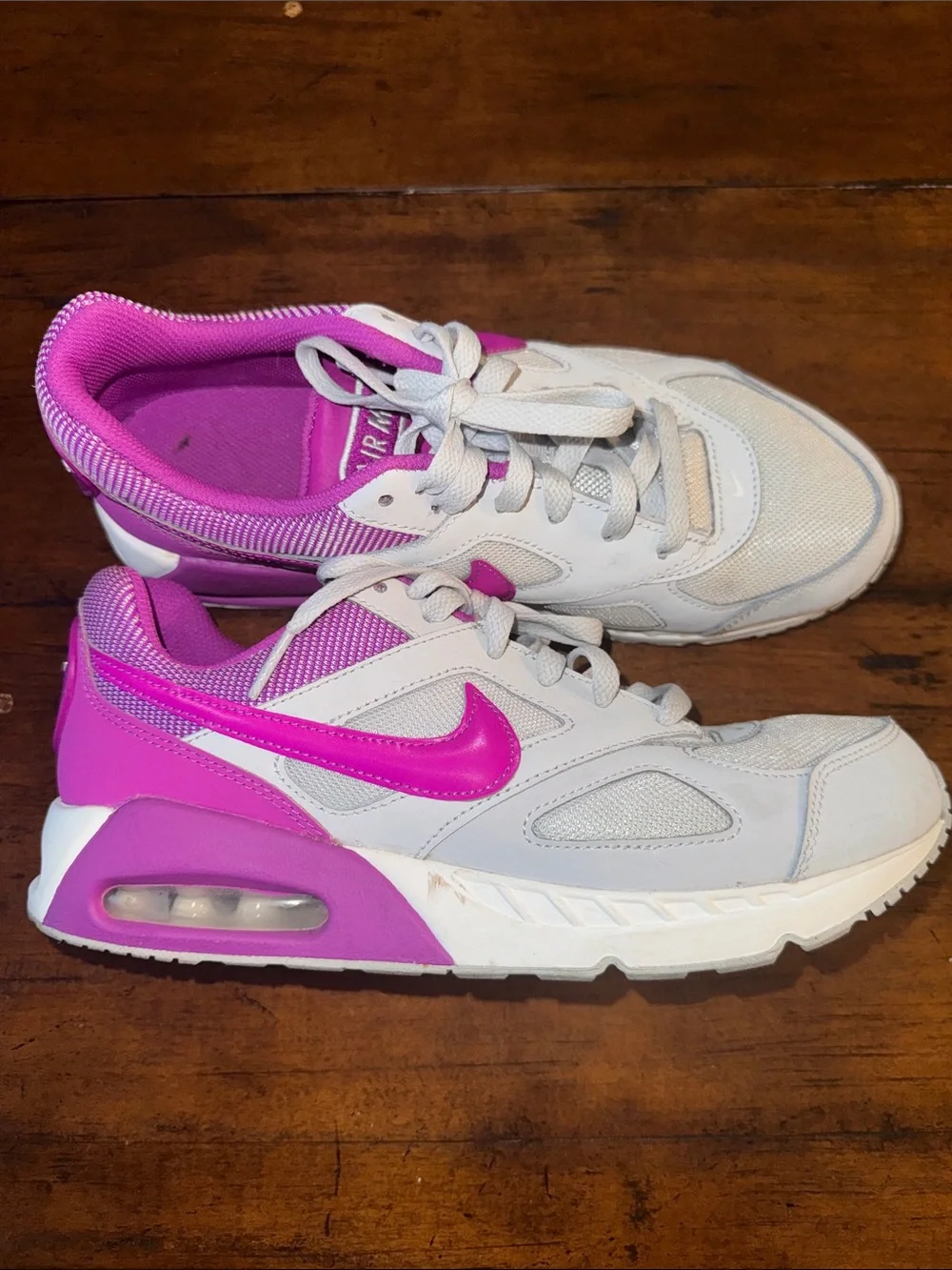 Nike White and Hot Pink Women's Athletic Shoes